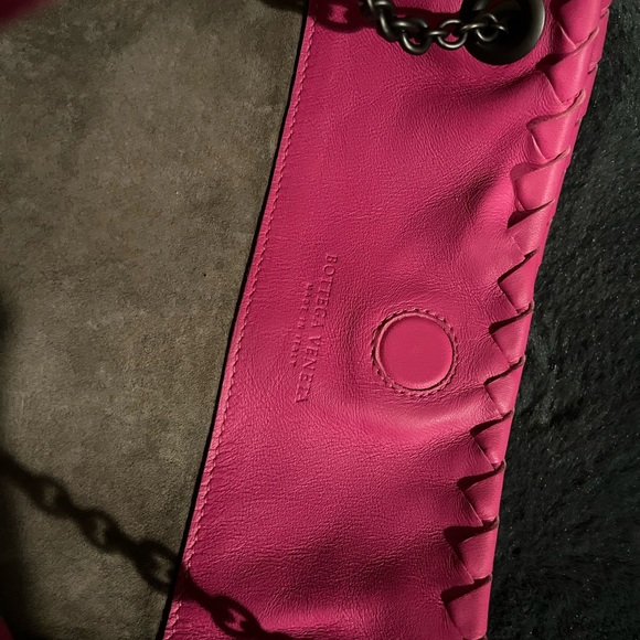 Bottega Veneta Handbag - Picture 4 of 5